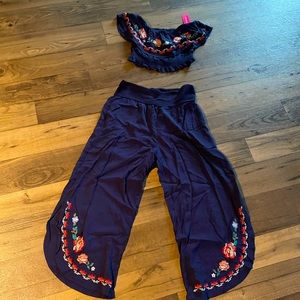 NWT Cute Spring set Small